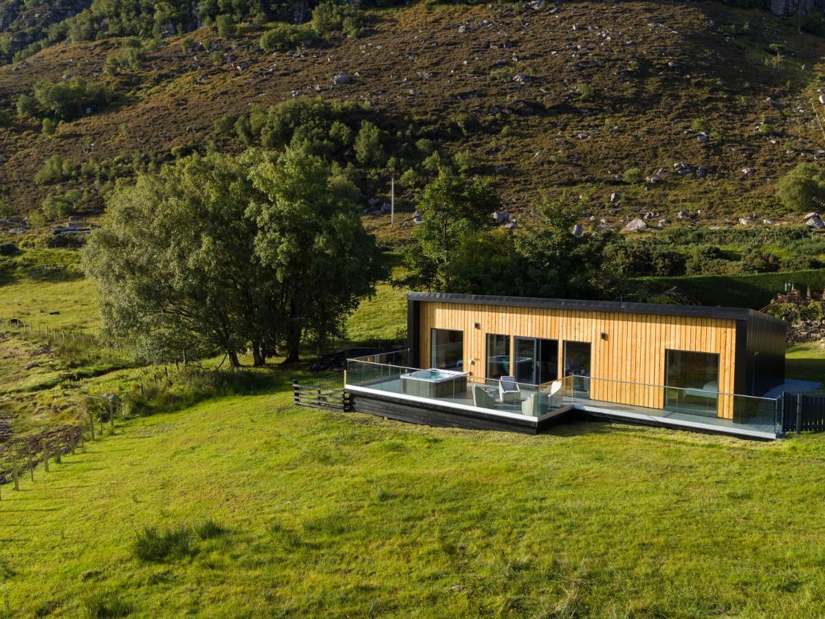 Birches Lodge With Hot Tub Dundonnell Exterior foto