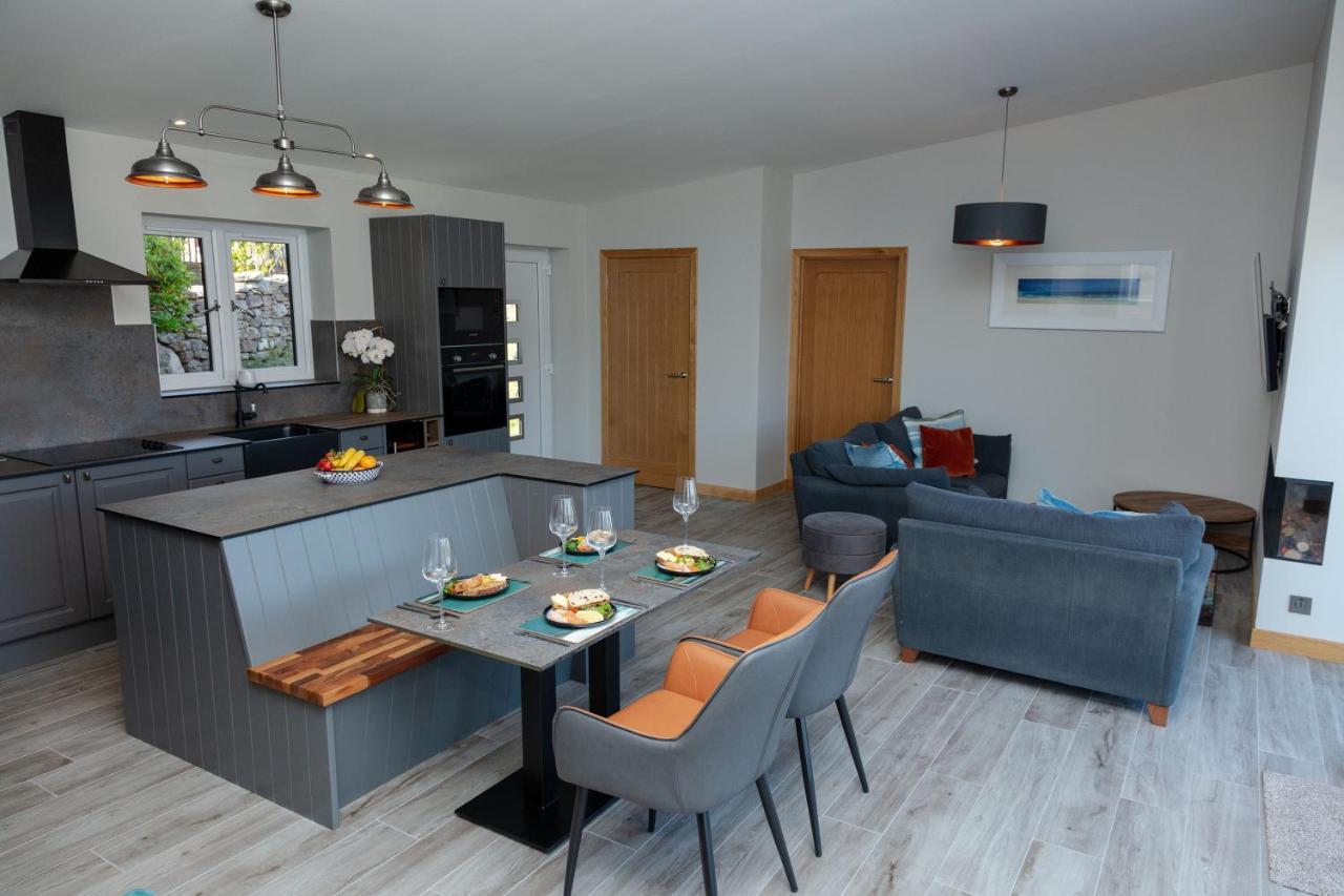 Birches Lodge With Hot Tub Dundonnell Exterior foto