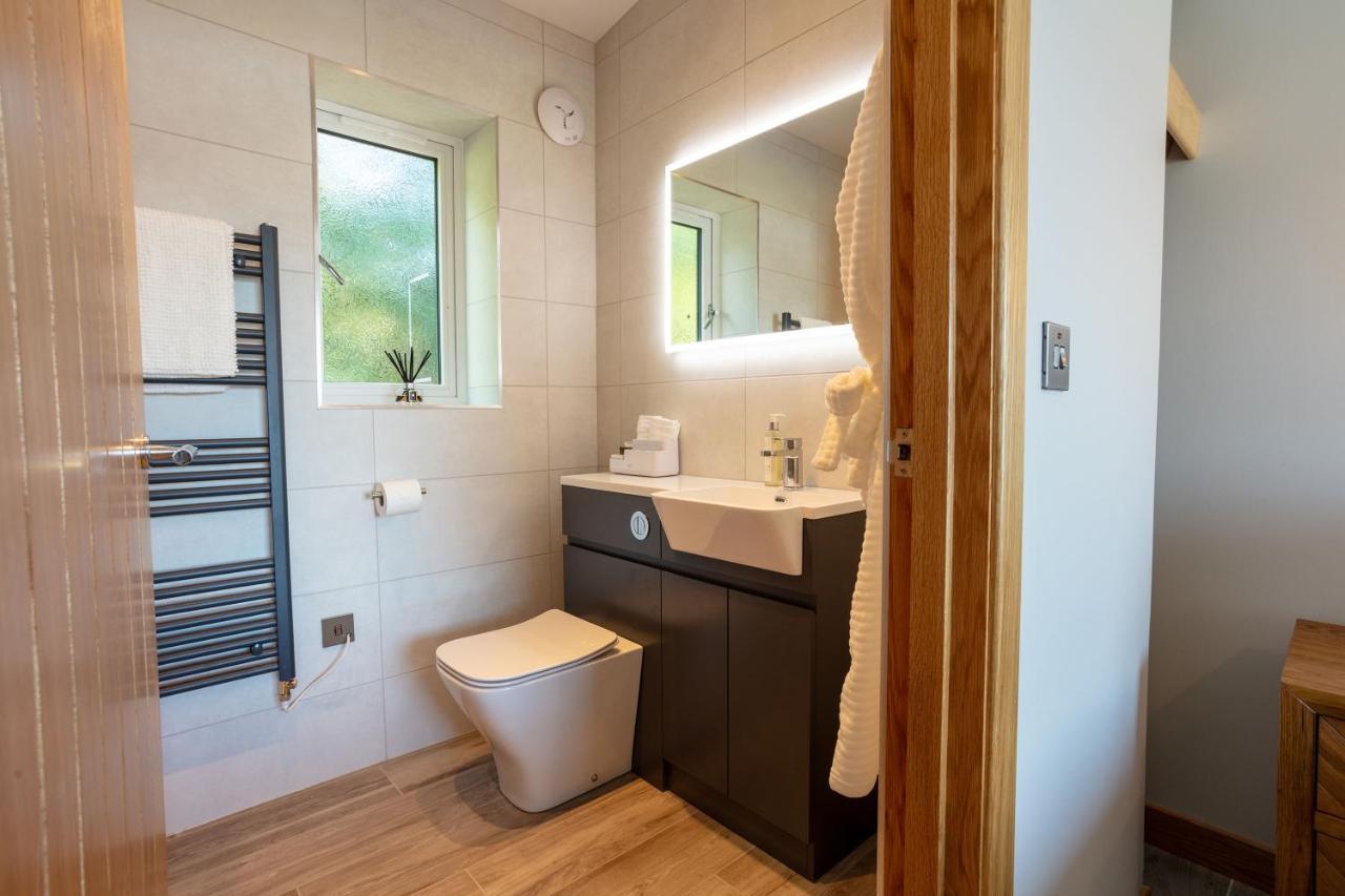 Birches Lodge With Hot Tub Dundonnell Exterior foto